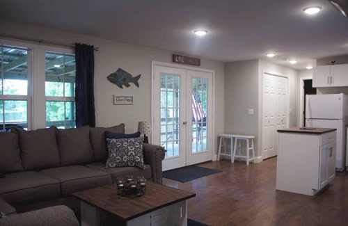 Brookport Casa | NUEVO: cabaña tranquila frente al lago