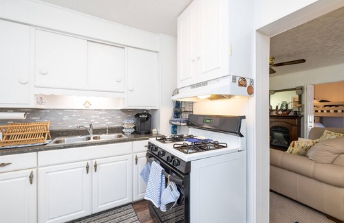 Lakeview Cabaña | Quiet lake getaway in nautical themed cottage at beautiful Indian Lake