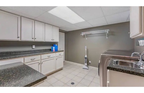 Linn Creek Casa | Quiet Lakefront - Hot Tub! H2O Toys! Pet Friendly!