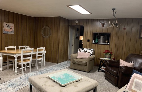 Salem Lakes Casa | Quiet Lakefront Retreat with Pontoon and Paddle Boat to Rent