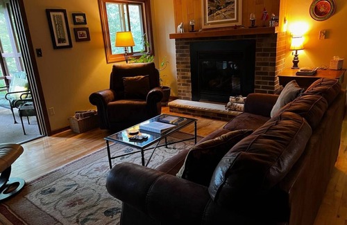 Presque Isle Cabina | Quiet northwoods lakeside cabin close to biking, skiing, hiking, silent sports