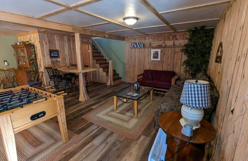 Presque Isle Cabina | Quiet northwoods lakeside cabin close to biking, skiing, hiking, silent sports