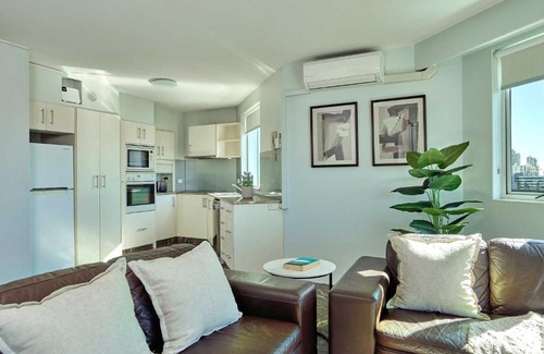 Surfers Paradise Apartamento | Quiet location close to it all