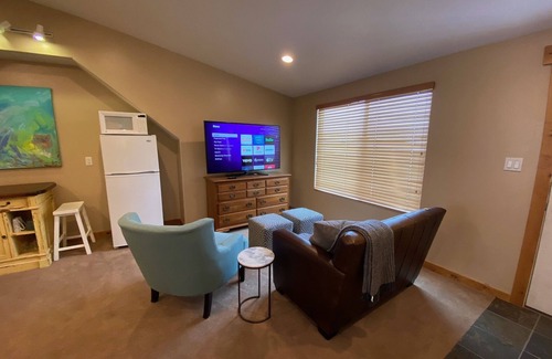 Midway Apartamento | Quiet location in "Swiss community" near Park City