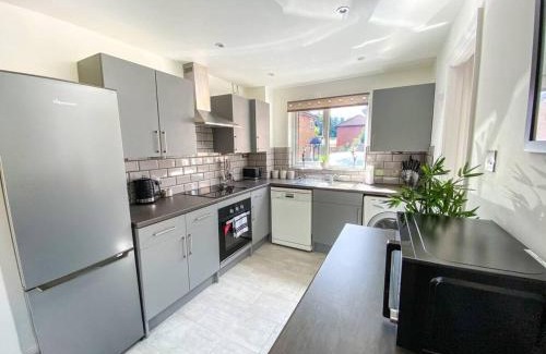 Milton Keynes Casa | Quiet Location next to CMK