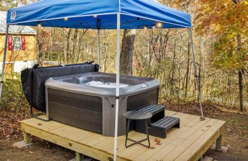 Mount Jackson Chalet De Esquí | Quiet Loft Chalet near Bryce w Hot Tub & Fire Pit