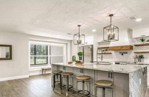 Wesley Chapel Casa | Quiet Luxurious Home / Family Friendly / 8 PPL