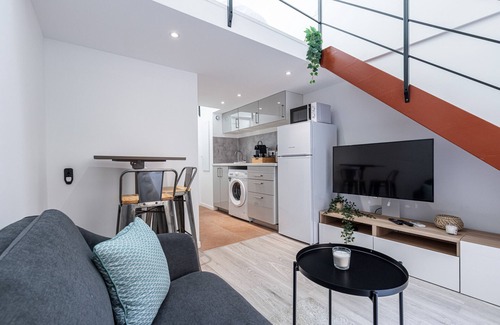 Carabacel Apartamento | Quiet mezzanine flat - City centre