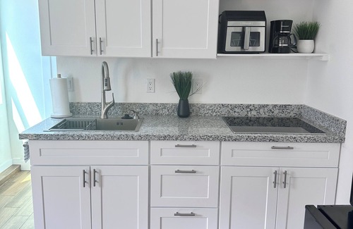 Highland Reserve Apartamento | Quiet Micro-Studio with AC in charming Roseville