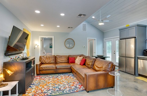 Mount Vernon Cabina | Cozy Mount Vernon Cabin Rental Near Fishing Lakes!
