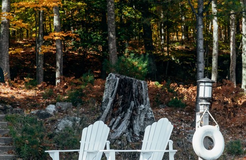 Baysville Cabaña | Quiet Muskoka Bigwin Island Retreat