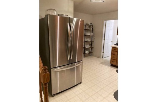Mishawaka Casa | Quiet ND Area Home W/Pool, Hot Tub, home Theater.