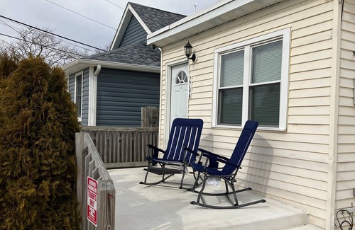 Seaside Heights Apartamento | Quiet North End - Studio Unit, Super Private + Off Street Parking!