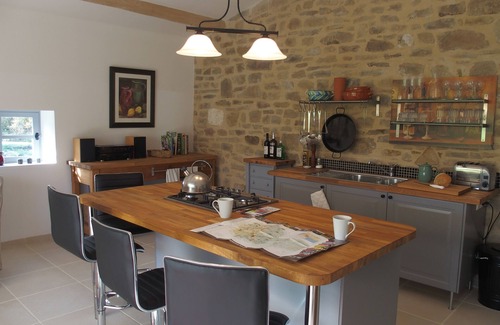 Saint-Marcel-Campes Cabaña | Tranquila casa rural de piedra con piscina / Gîte paisible en vieilles pierres avec piscine