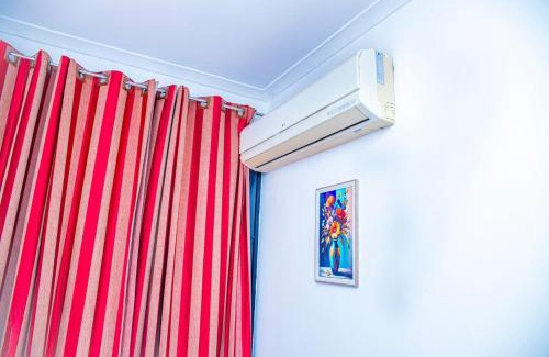 Dar es Salaam Apartamento | Quiet One Bedroom Apartment