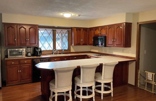 Bone Apartamento | Quiet oversized 1 bedroom apartment in the Countryside. Close to National Parks.