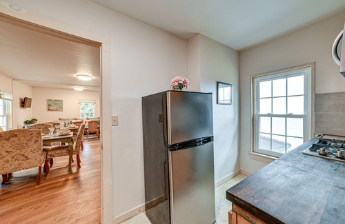 Owego Apartamento | Quiet Owego Getaway Near Main Street & Riverwalk!