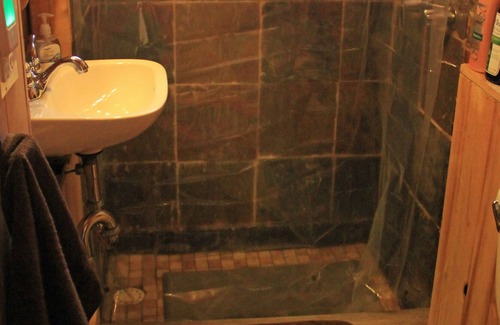 Allenspark Cabina | Quiet, pet-friendly, on Horse Creek and Minutes from Estes Park and RMNP!