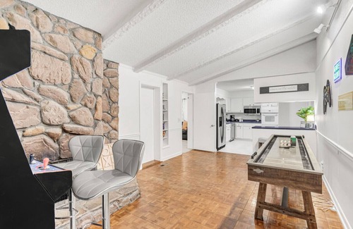 Franklin Casa | Quiet Pet-Friendly Spot Near It All!