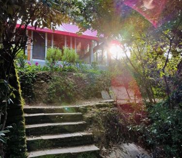 Kaul Complejo | Quiet Place Himalayas