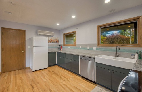 West Haven-Sylvan Casa | Lugar tranquilo en el Parque, 5bdrm / 3bth