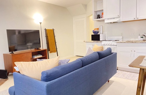 Stanton Park Apartamento | Quiet, Private Apartment in Historic Capitol Hill -- 10 min walk to the Capitol!