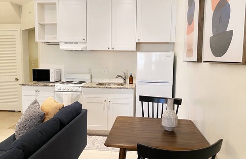Stanton Park Apartamento | Quiet, Private Apartment in Historic Capitol Hill -- 10 min walk to the Capitol!