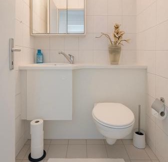 Muhlebach Apartamento | Quiet Private Room in Heart of Zurich