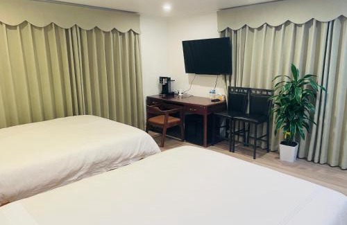 San Bruno Casa | Quiet Private Room Near SFO with Free Parking