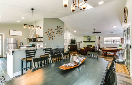 Redding Casa | Quiet Redding Getaway ~ 7 Mi to Downtown!