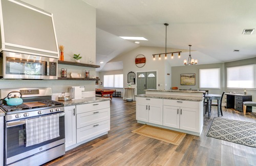 Redding Casa | Quiet Redding Getaway ~ 7 Mi to Downtown!