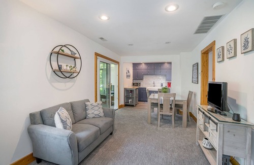 Shorewood-Tower Hills-Harbert Cabaña | Quiet remodeled cottage near downtown Sawyer - private deck, gas grill, firepit