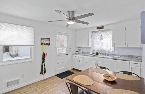 Charlotte Casa | Quiet Rochester Neighborhood | Mins to Beach
