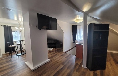 Rochester Casa | Quiet Room with Private Bathroom Near Hospitals