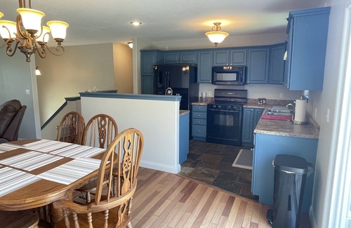Milford Casa | Quiet rural neighborhood near Milford Lake