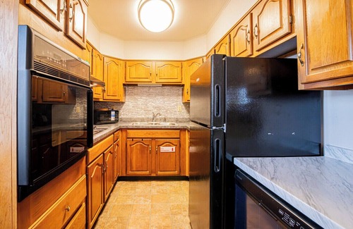 Frederick Casa | Rare find, pet friendly, w/parking, EV charger, fitness, game rm, safe & quiet