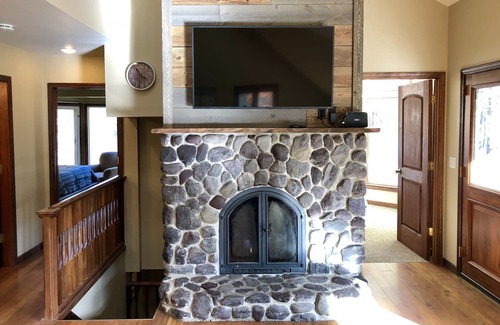 Whitefish Casa | Quiet, secluded house near Whitefish and Glacier National Park