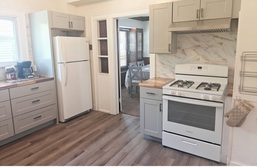Cleveland Casa | Quiet second floor townhouse