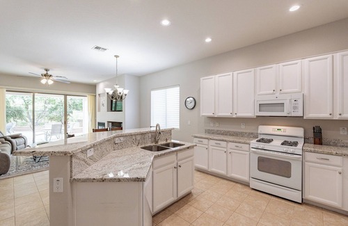 Sonoran Foothills Casa | Quiet Sonoran Foothills: Pet-Friendly, Basketball, Pickleball, Pool & Sleeps 8