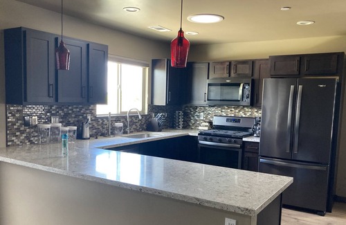 Rohnerville Casa | Quiet, spacious home