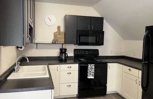 Frankfort Apartamento | Quiet studio apartment in beautiful Frankfort Michigan