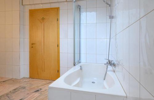 Klagenfurt am Woerthersee Apartamento | Quiet studio near the lake
