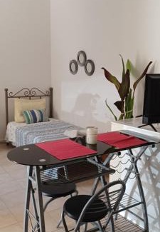 Nea Alikarnassos Apartamento | Quiet studio near to the airport 1