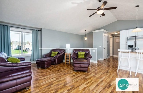 Holland Casa | Quiet Suburban Escape - Holland North Side