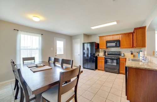 Seagoville Casa | Quiet Suburban Home w/Private Yard in Seagoville!