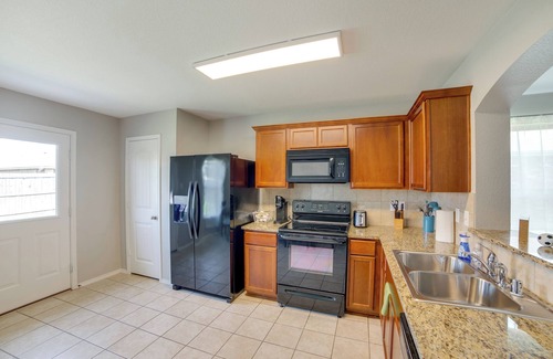Seagoville Casa | Quiet Suburban Home w/Private Yard in Seagoville!