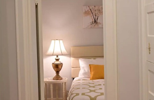 Ravenna Casa | Quiet UW cottage by Ravenna park-Perfect location