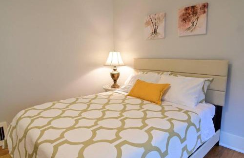 Ravenna Apartamento | Quiet UW cottage by Ravenna park-Perfect location