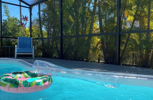 South Venice Casa | Quiet Venice home, HEATED private pool, 10 minutes from Venice Beach & downtown!