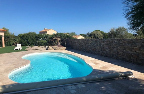 Marine de Saint Ambroggio Villa | Villa tranquila de 3 dormitorios SAN AMBROGGIO - piscine- vista al mar y montaña